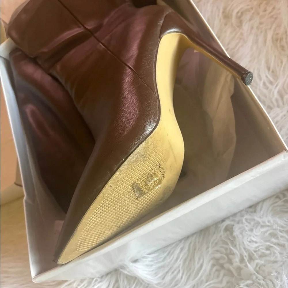 Brown boots - Picture 7 of 10